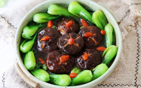 Rau cải xốt nấm - món ngon đẹp mắt dễ làm!