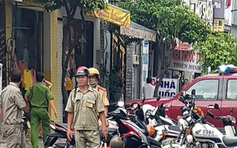 Người phụ nữ xông vào ngân hàng ở TP.HCM cướp tiền