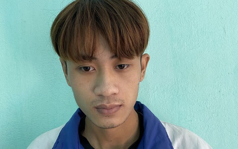 Bắt được kẻ sát hại 2 vợ chồng già rồi thản nhiên đi chơi game
