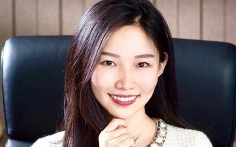 Vẻ ngoài xinh đẹp của nữ chủ tịch 28 tuổi công ty dược phẩm ở Trung Quốc