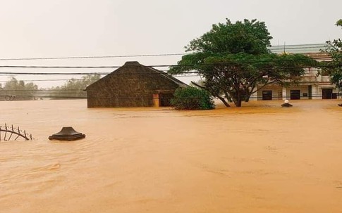 Hà Tĩnh phát lệnh khẩn, sơ tán 46.586 hộ dân vùng hạ du hồ Kẻ Gỗ