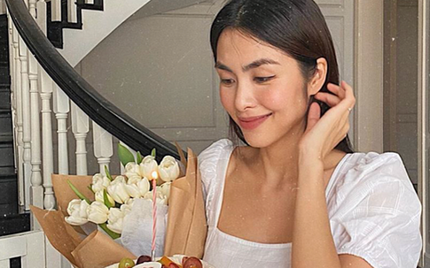 Tăng Thanh Hà mừng tuổi 34