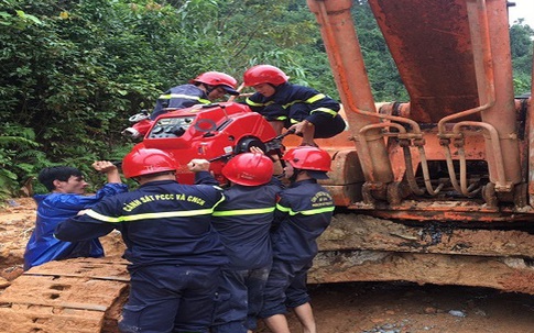 Cứu hộ ở Rào Trăng 3: Nối lại công tác tìm kiếm sau 1 ngày tạm dừng