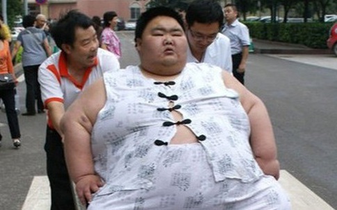 Cuộc sống của người đàn ông béo nhất Trung Quốc sau khi giảm cân