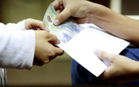 Bắt thêm 1 thượng úy công an trong vụ 7 cán bộ nhận tiền "chạy án"