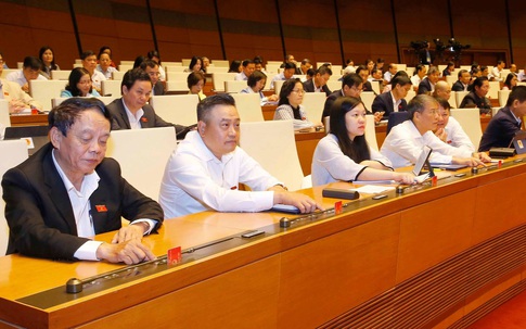 Chính thức thông qua kế hoạch phát triển kinh tế - xã hội năm 2021