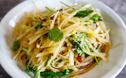 Salad khoai tây kiểu Trung Quốc