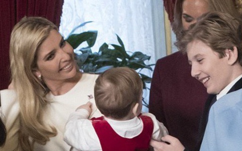 Mối quan hệ của "Hoàng tử Nhà Trắng" Barron Trump với các anh chị cùng cha khác mẹ