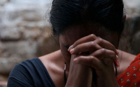 Cô gái Ấn Độ tự vẫn vì bị thầy bói phán 'không thể có con'