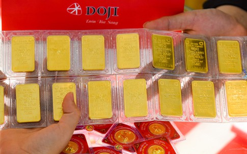 Giá vàng hôm nay tiếp tục giảm