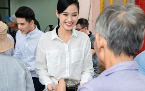 Hoạt động cộng đồng đầu tiên của Đỗ Thị Hà trên cương vị Hoa hậu Việt Nam