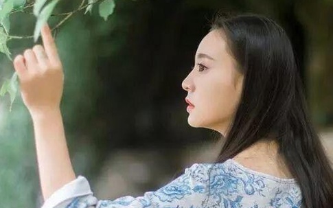 Nửa đêm, người yêu bỗng ôm đồ đạc đến nhà tôi trong tình trạng say mèm và hỏi một câu khiến tôi đau xót