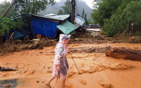 Bộ GTVT ra công điện khẩn ứng phó với bão số 10