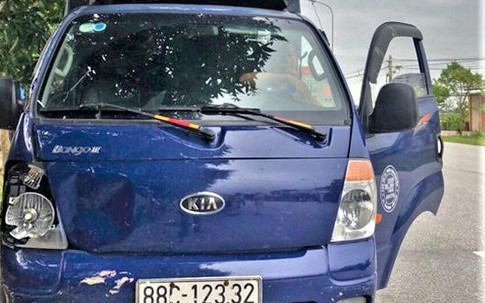 Tài xế xe tải rời hiện trường khi tông 2 nữ sinh