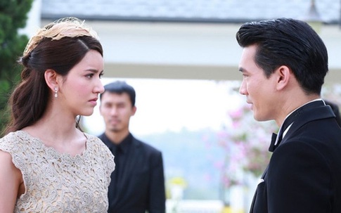 Vợ thông báo đi họp lớp liền bị chồng mắng đàn đúm nhưng anh vừa dứt lời thì tái mặt với phản ứng của cô