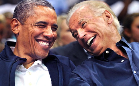 Câu chuyện xúc động về tình bạn giữa ông Joe Biden - người khả năng là Tổng thống thứ 46 của Mỹ và cựu Tổng thống Obama