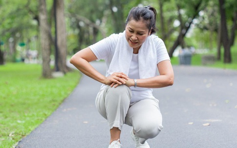 Bảo vệ người cao tuổi trước tình trạng loãng xương và thoái hóa khớp