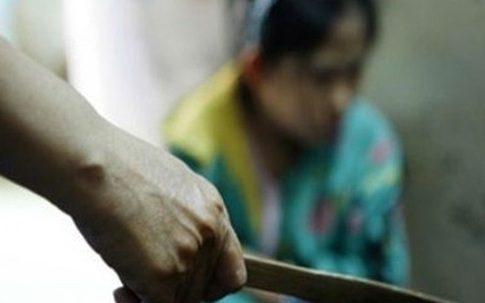 Nam Định: Chồng sát hại vợ dã man tại nhà riêng