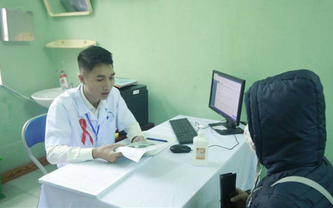 Phụ nữ mang thai tự nguyện xét nghiệm HIV được miễn phí