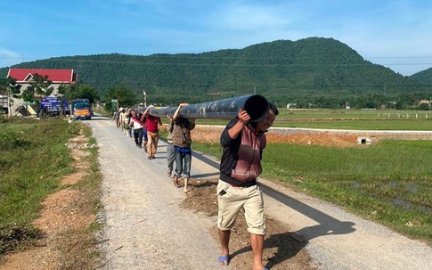 Tái thiết nguồn nước sinh hoạt cho người dân miền Trung sau mưa lũ