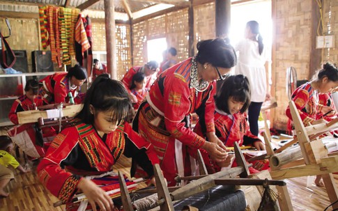 Nâng cao chất lượng dân số các dân tộc thiểu số rất ít người