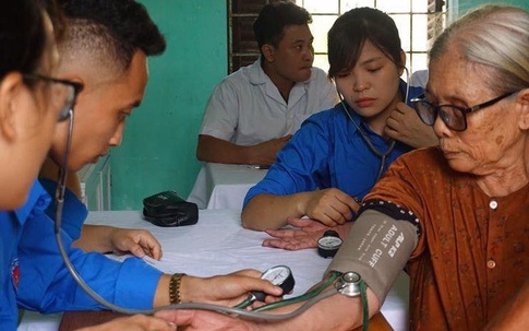 Nhà thuốc DUO care cùng thành đoàn Hà Nội & trường đại học Đại Nam tài trợ chương trình khám chữa bệnh miễn phí