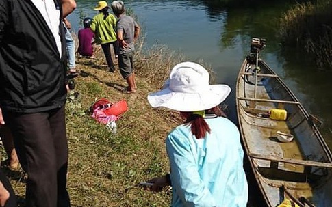 Nóng: Lật thuyền ở Huế, đôi vợ chồng chết đuối, 1 người mất tích
