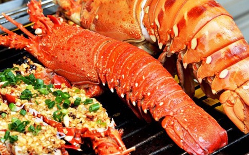 Dù có thích mê tôm hùm, khi ăn nhất định phải nhớ điều này