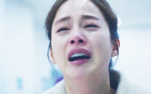 Kim Tae Hee được khen diễn tốt cảnh khóc