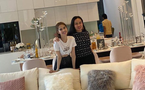 Phượng Chanel ghé thăm biệt thự mới của Ngọc Trinh, hé lộ nội thất gây choáng bên trong