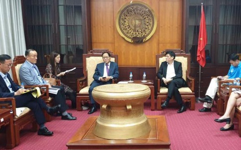 Thứ trưởng Bộ Y tế tiếp Đại sứ Hàn Quốc, cùng chia sẻ kinh nghiệm phòng chống COVID-19