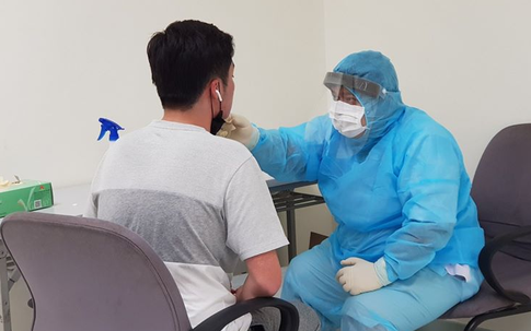 Thêm 1 bác sĩ cấp cứu mắc COVID-19, Việt Nam có 141 người nhiễm bệnh