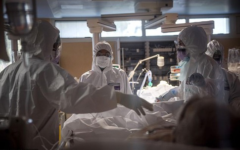 Giật mình Italy: Đã lên tới 6.205 nhân viên y tế bị nhiễm COVID-19, 37 y bác sĩ thiệt mạng