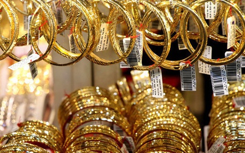 Giá vàng hôm nay 28/3: Tiếp tục lên đỉnh