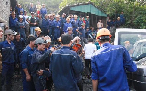 Quảng Ninh: Cứu 6 công nhân ngành than bị mắc kẹt trong hầm lò sau 15 giờ