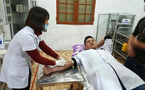 Hải Dương: 6 nhân viên y tế tình nguyện hiến máu cứu sản phụ nguy kịch
