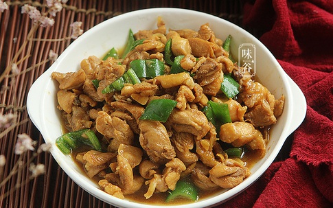 Thịt gà mà kết hợp với loại quả này, thịt mềm, nước sốt ngon mùi thơm lại quá quyến rũ