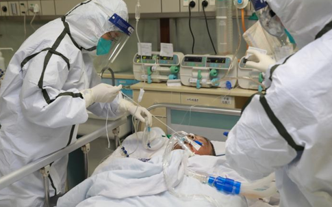 Phi công Vietnam Airlines rất nguy kịch, chuyên gia hàng đầu dành nhiều thời gian hội chẩn