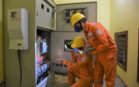 EVNHANOI thầm lặng giữ sáng nguồn điện Thủ đô