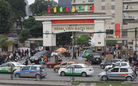 Truy xuất thông tin toàn bộ tài xế có cuốc chở khách đi, đến Bệnh viện Bạch Mai