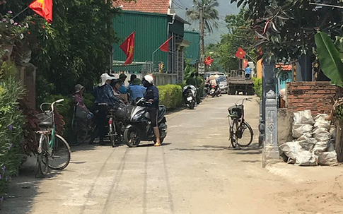 Phát hiện cháu bé 18 tháng tuổi tử vong bất thường trong phòng ngủ
