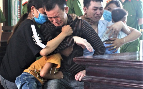 Tử hình 2 gã trai vận chuyển thuê 30 bánh heroin
