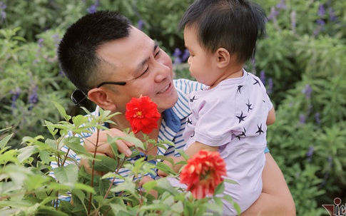 Tổ ấm hạnh phúc của NSND Tự Long và vợ xinh đẹp kém 12 tuổi