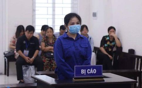 Hà Nội: Tạm hoãn phiên xét xử cựu Thượng úy công an "tàng trữ ma tuý".