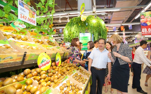 Đại sứ New Zealand quáng bá Lễ hội trái cây tại VinMart