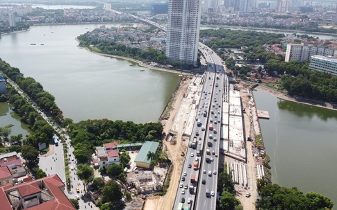 Cầu vượt thấp qua hồ Linh Đàm sắp hoàn thiện khiến hàng vạn cư dân Thủ đô vui mừng