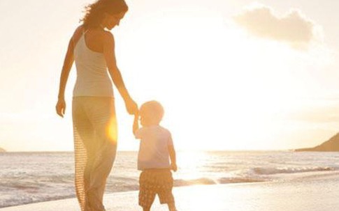 Chưa kịp có con chồng đã có bồ, phải làm mẹ đơn thân dù không biết bố của con là ai nhưng hạnh phúc thực sự