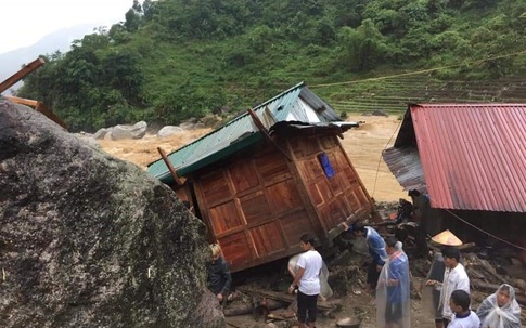 Miền núi phía Bắc thiệt hại nặng vì mưa lớn, lũ quét, sạt lở đất