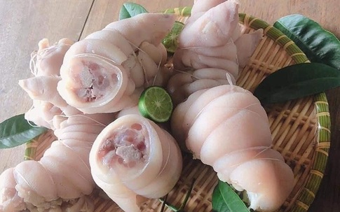 "Phủ sóng"chợ mạng, móng giò luộc rút xương giá rẻ chỉ 70.000 đồng/kg hút khách