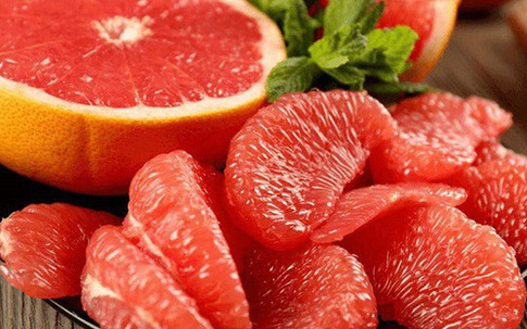 "Sững người" với câu trả lời của chuyên gia về cách giảm cân bằng hoa quả